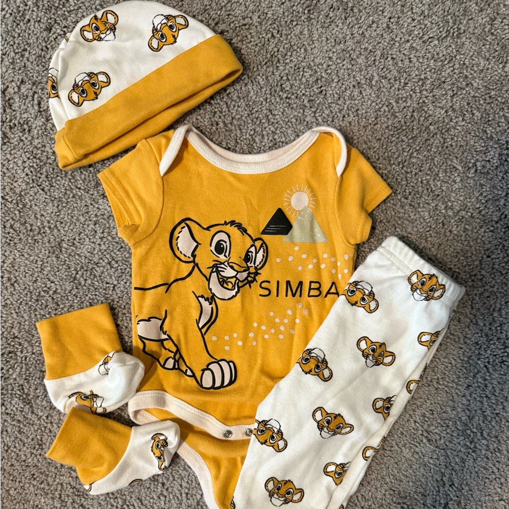 Disney Baby 3-6 Month Outfit